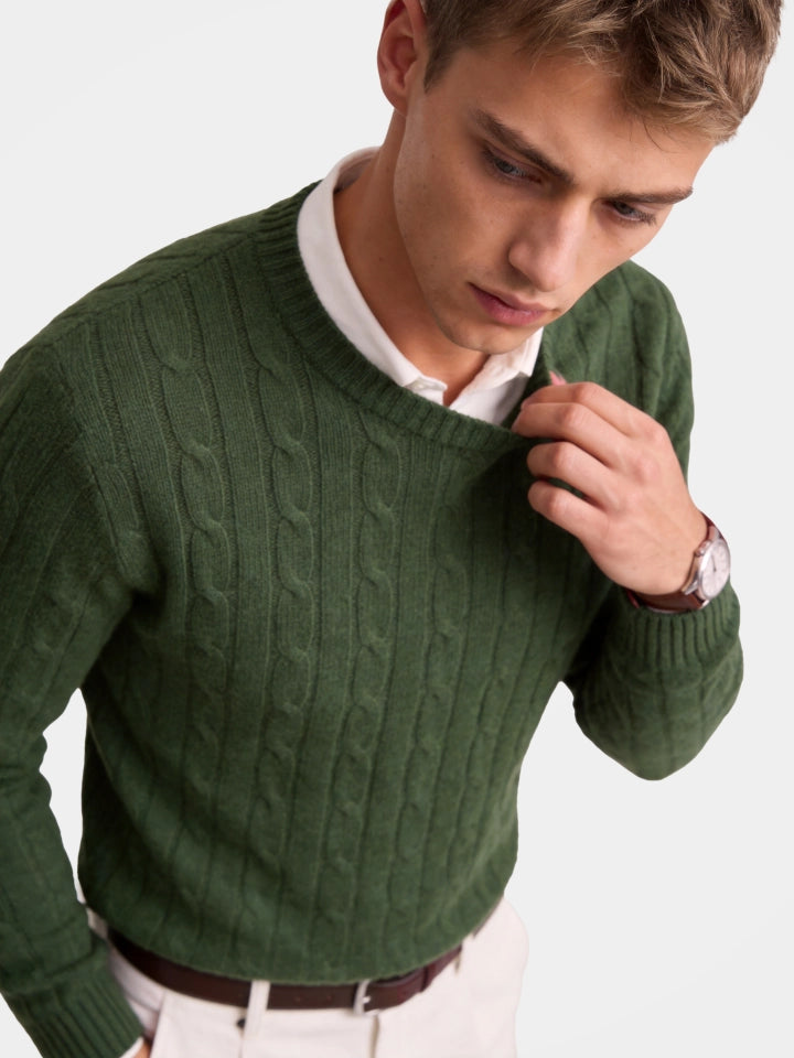 Cashmere Cable Knit Crew Neck Sweater with Timeless Style (10-14 Business Days)